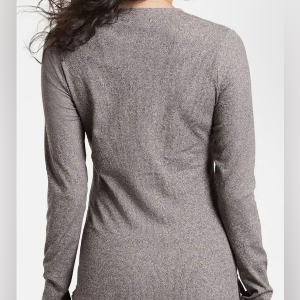 Athleta Uptempo Women’s Grey Ribbed Henley Top - Size L - Picture 2 of 12